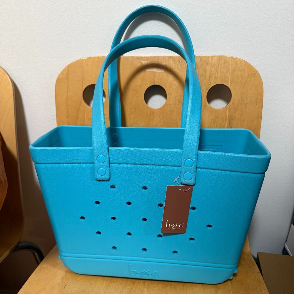 BOC Brand EVA Aqua Blue Beach Tote Bag Holes New With Tag Roomy - Picture 2 of 9